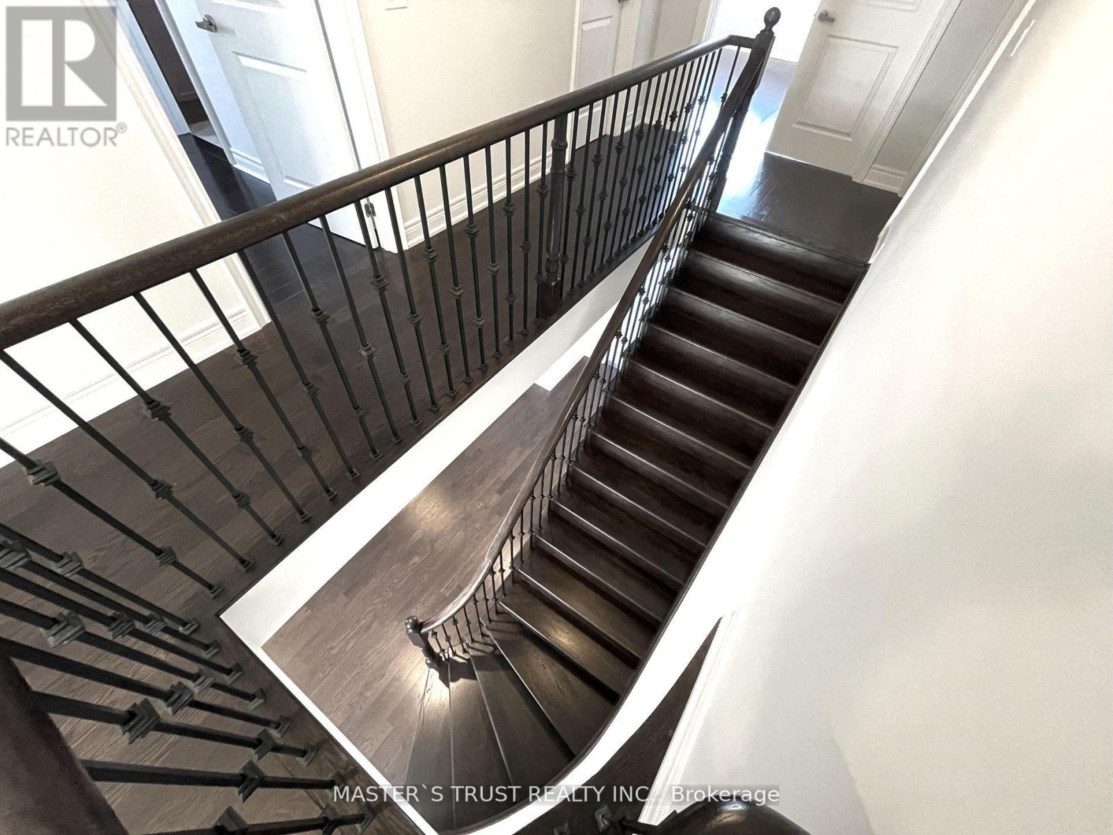 Property at 18 CLIFFORD FAIRBARN DRIVE image 5