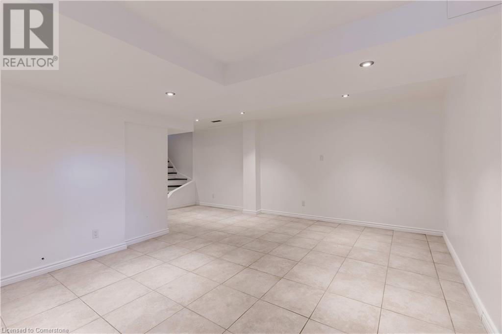1489 Heritage Way Unit# 13, Oakville, Ontario  L6M 4M6 - Photo 37 - 40719535
