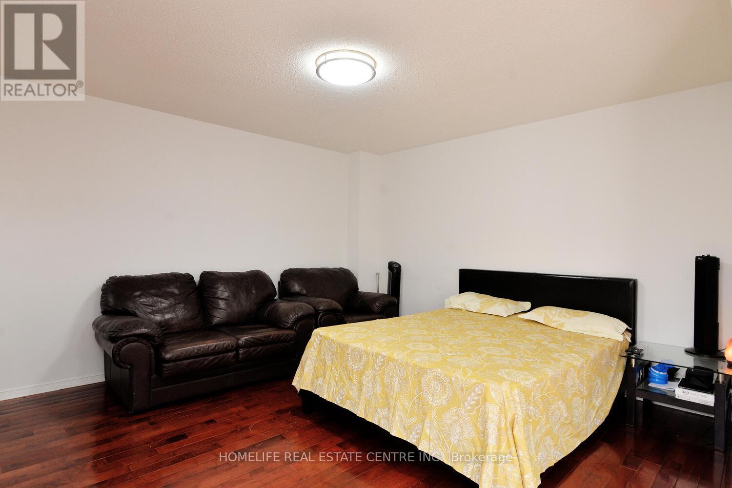 19 Briardale Road, Brampton, Ontario  L7A 1S4 - Photo 16 - W12097233