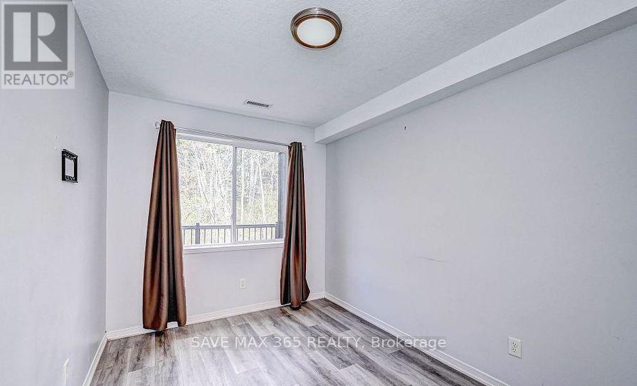 4d - 45 Cedarhill Crescent, Kitchener, Ontario  N2E 0A2 - Photo 21 - X12097212
