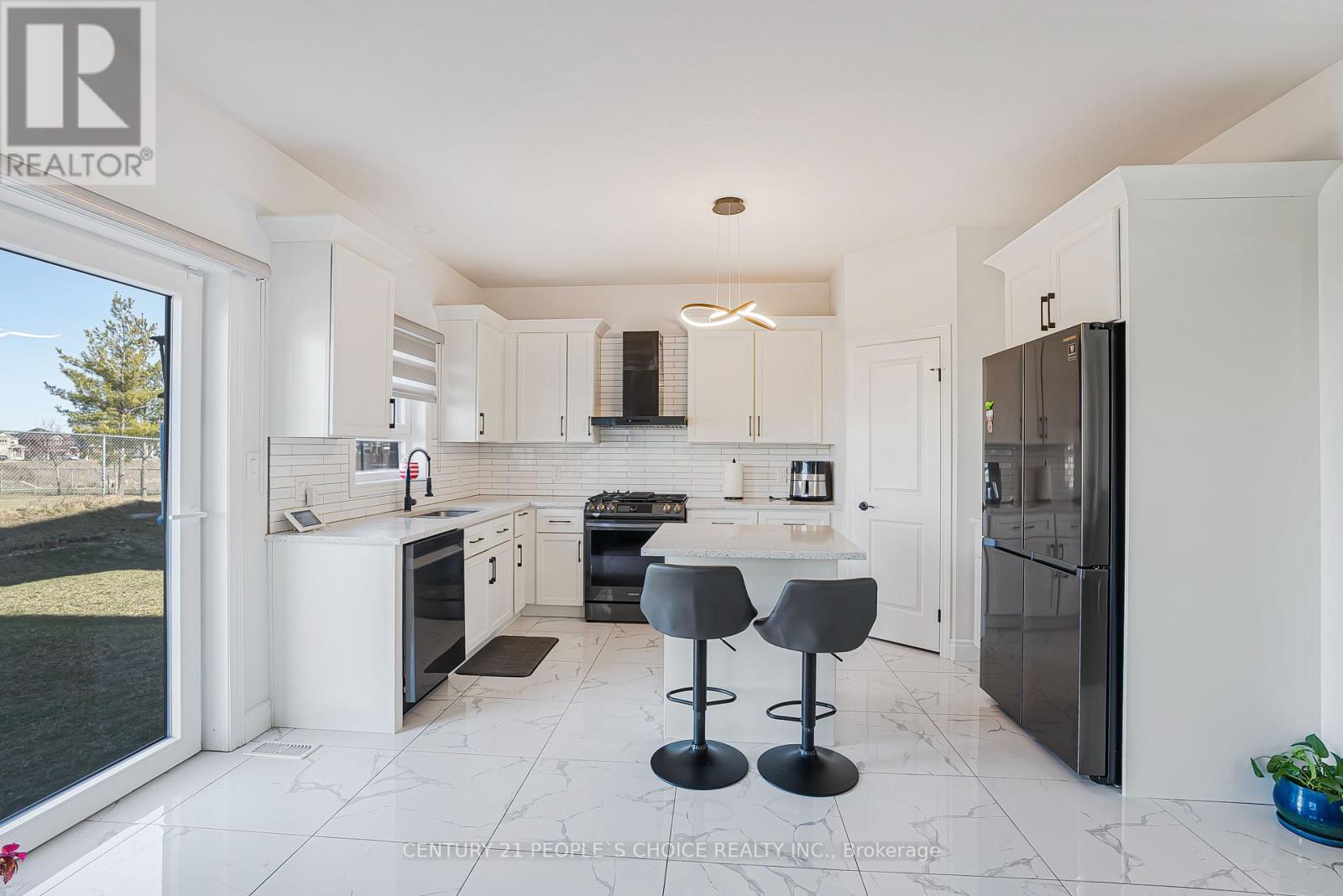 24 Grandville Circle, Brant (Paris), Ontario  N3L 0E9 - Photo 27 - X12097244