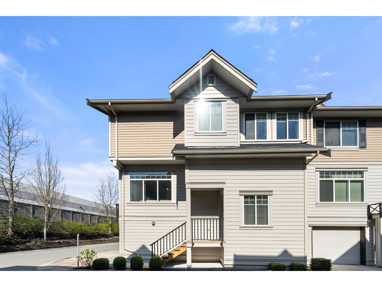 55 15399 Guildford Drive, Surrey, British Columbia  V3R 7C6 - Photo 5 - R2992949