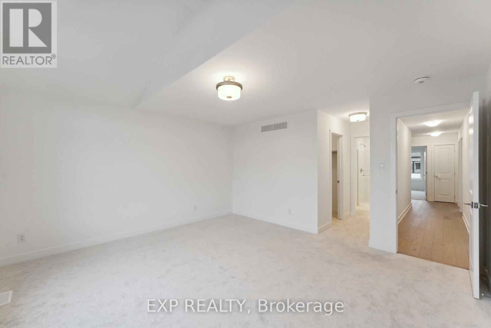 3364 Findlay Creek Drive, Ottawa, Ontario  K1T 0V5 - Photo 12 - X12089304