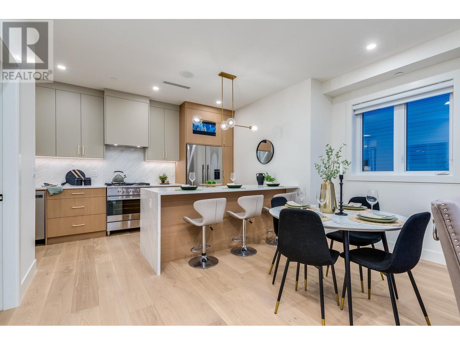 2261 E 35th Avenue, Vancouver, British Columbia  V5P 1C1 - Photo 11 - R2992815
