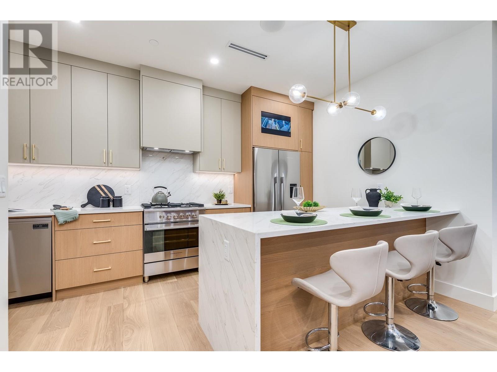 2261 E 35th Avenue, Vancouver, British Columbia  V5P 1C1 - Photo 13 - R2992815