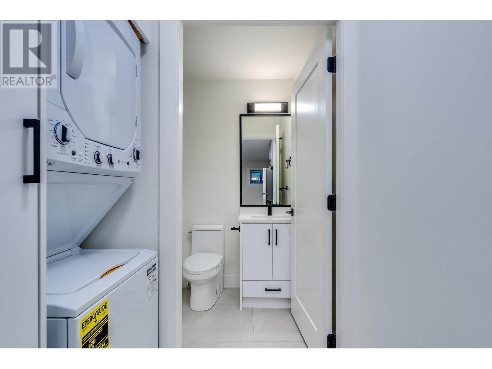 2261 E 35th Avenue, Vancouver, British Columbia  V5P 1C1 - Photo 29 - R2992815