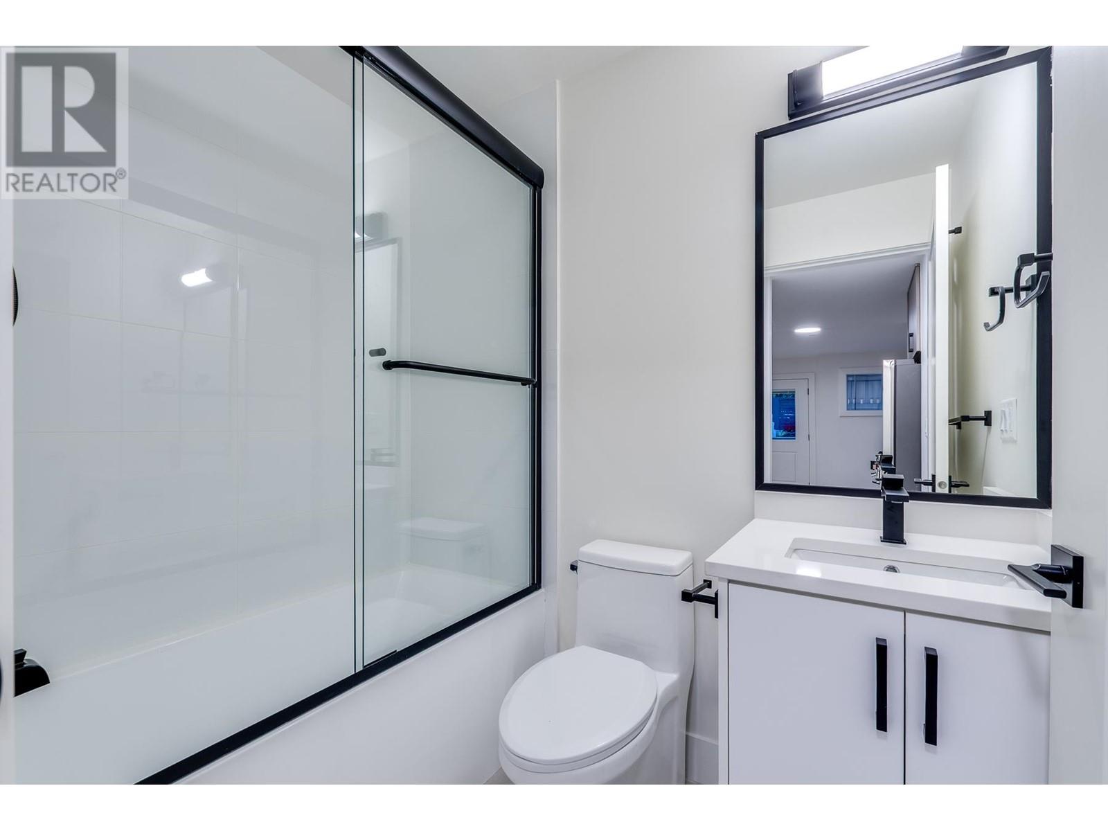 2261 E 35th Avenue, Vancouver, British Columbia  V5P 1C1 - Photo 30 - R2992815