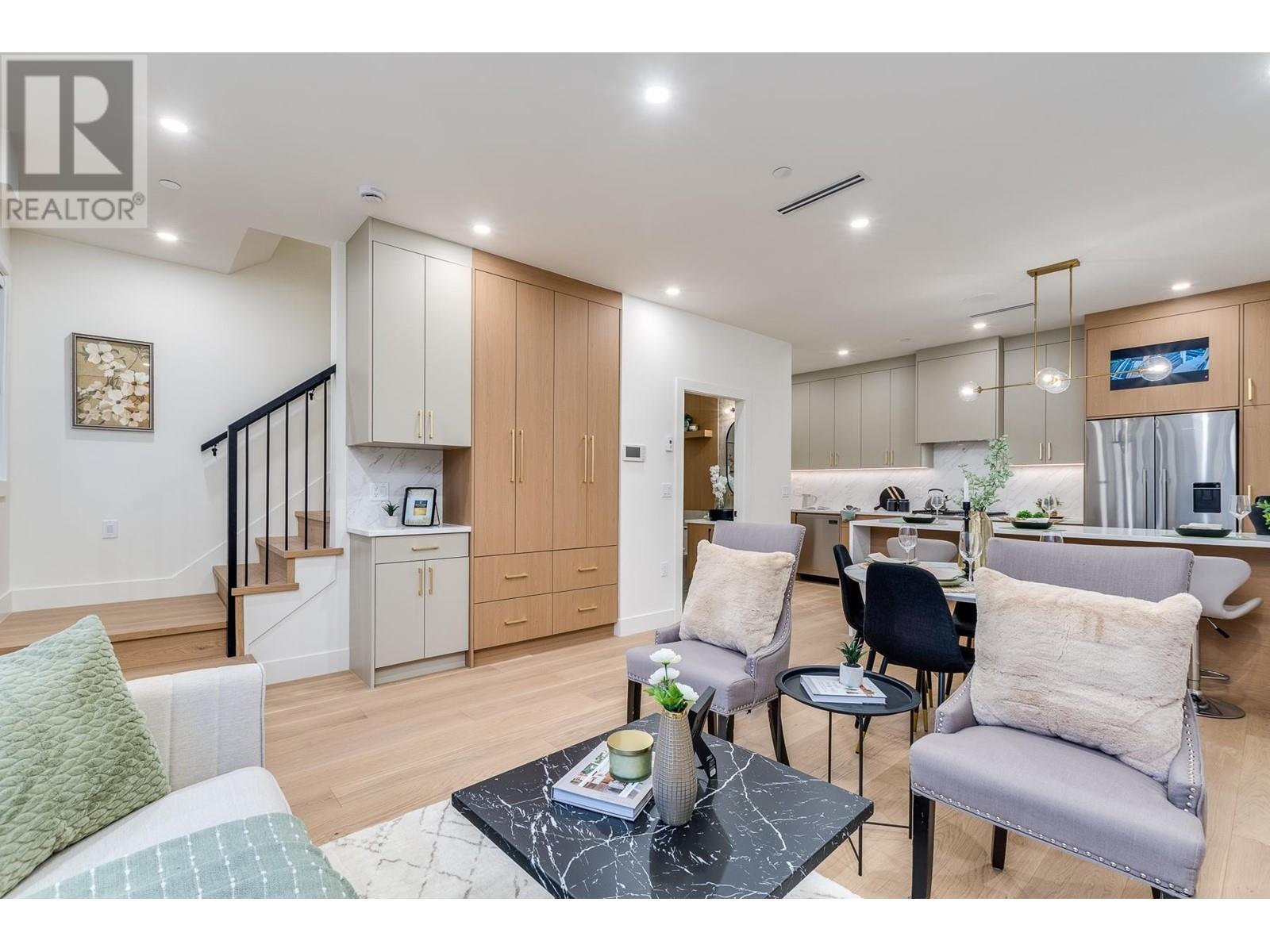 2261 E 35th Avenue, Vancouver, British Columbia  V5P 1C1 - Photo 7 - R2992815