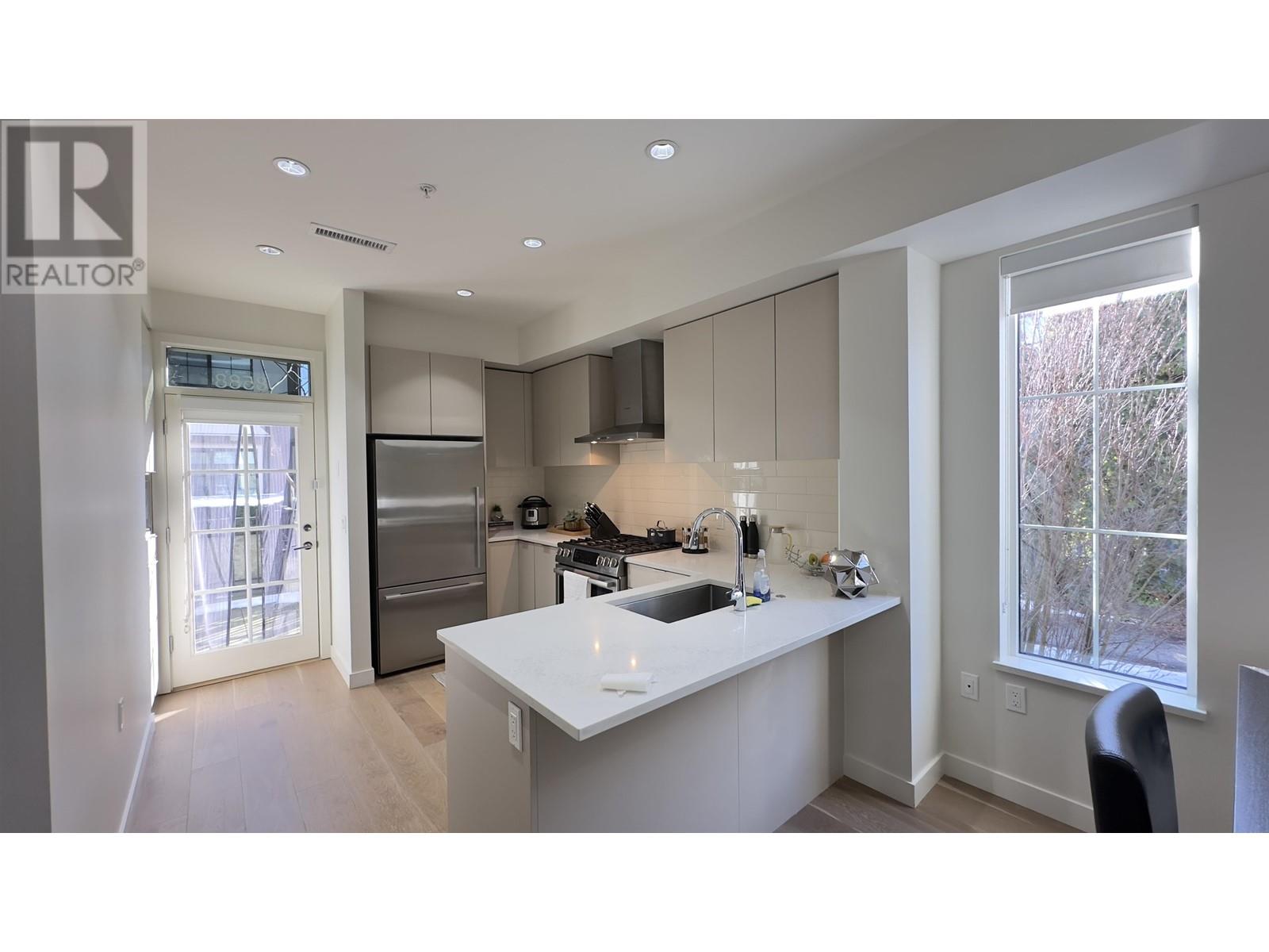 8588 Osler Street, Vancouver, British Columbia  V6P 0G4 - Photo 8 - R2978774