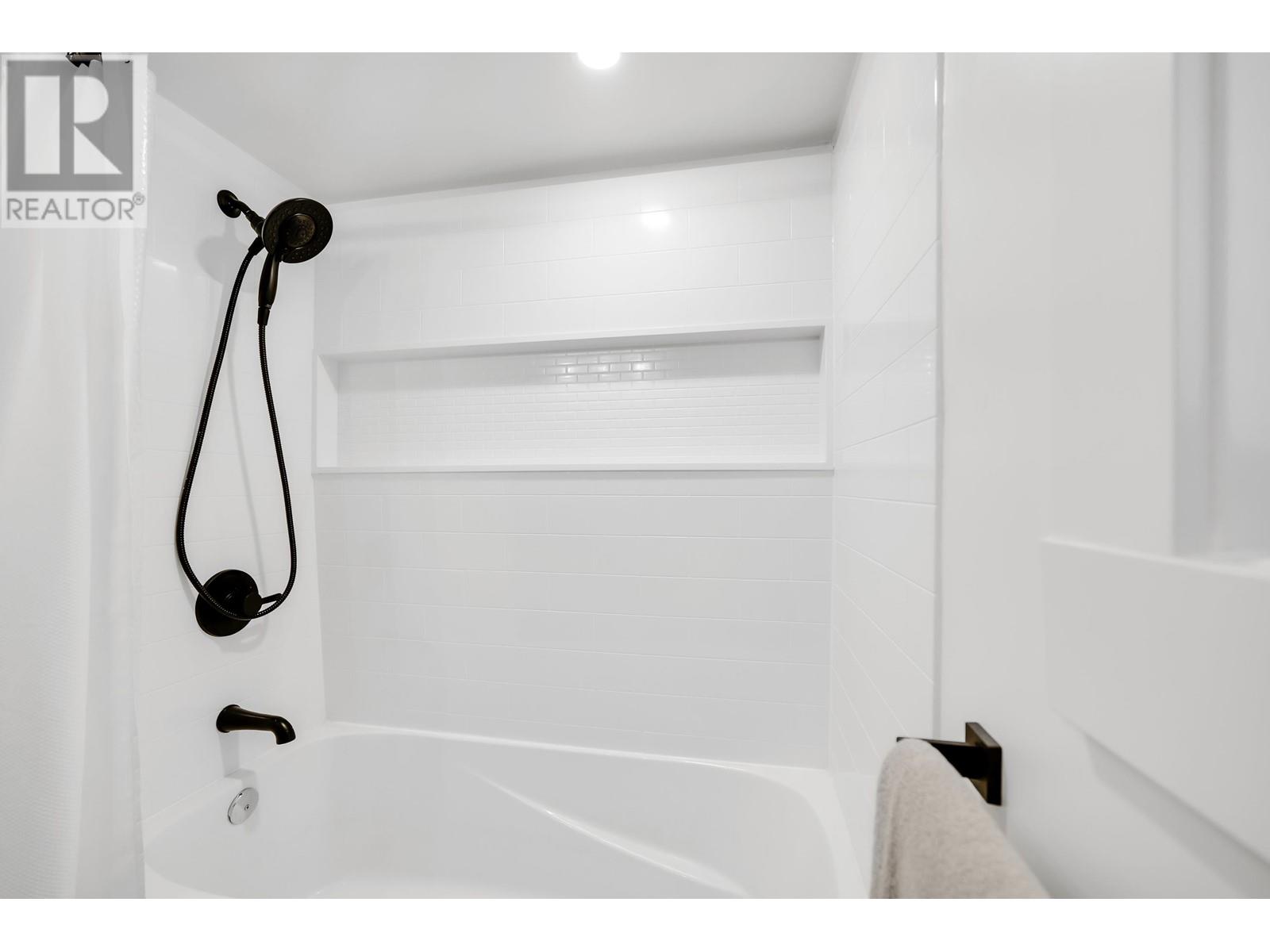 14886 Squamish Valley Road, Squamish, British Columbia  V0N 1H0 - Photo 14 - R2992823