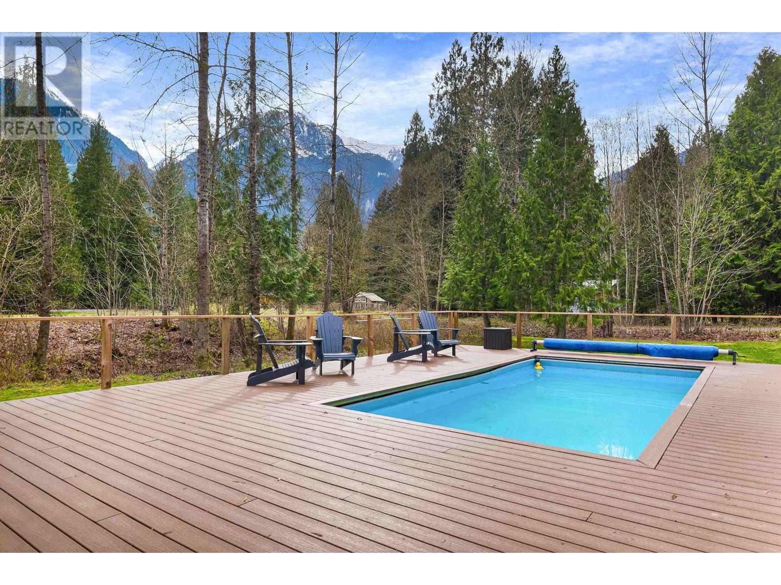 14886 Squamish Valley Road, Squamish, British Columbia  V0N 1H0 - Photo 25 - R2992823