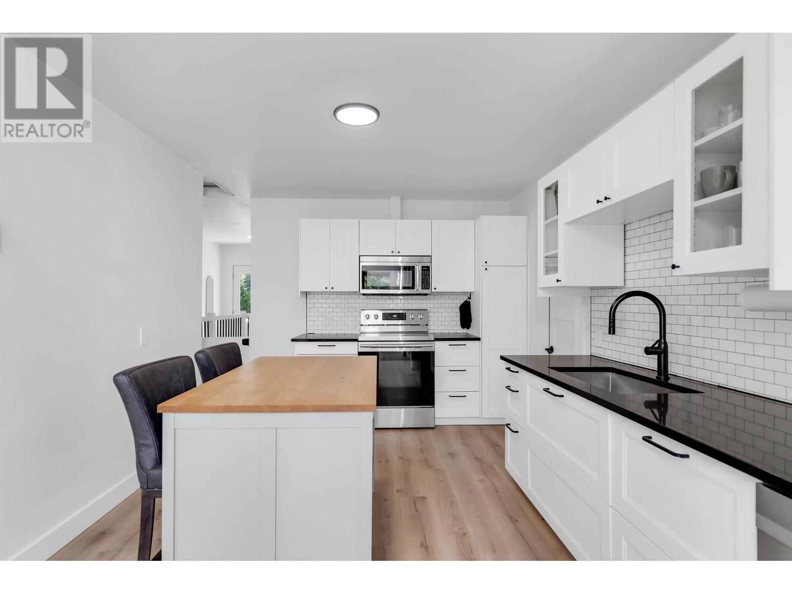 14886 Squamish Valley Road, Squamish, British Columbia  V0N 1H0 - Photo 7 - R2992823