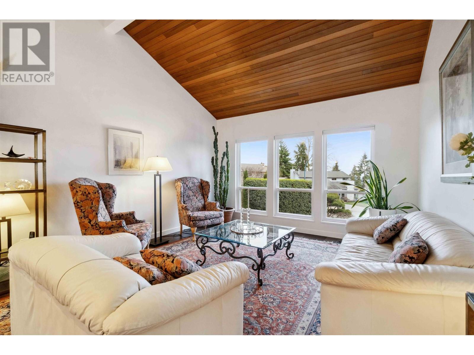 1613 Hemlock Place, Port Moody, British Columbia  V3H 4A7 - Photo 4 - R2992830