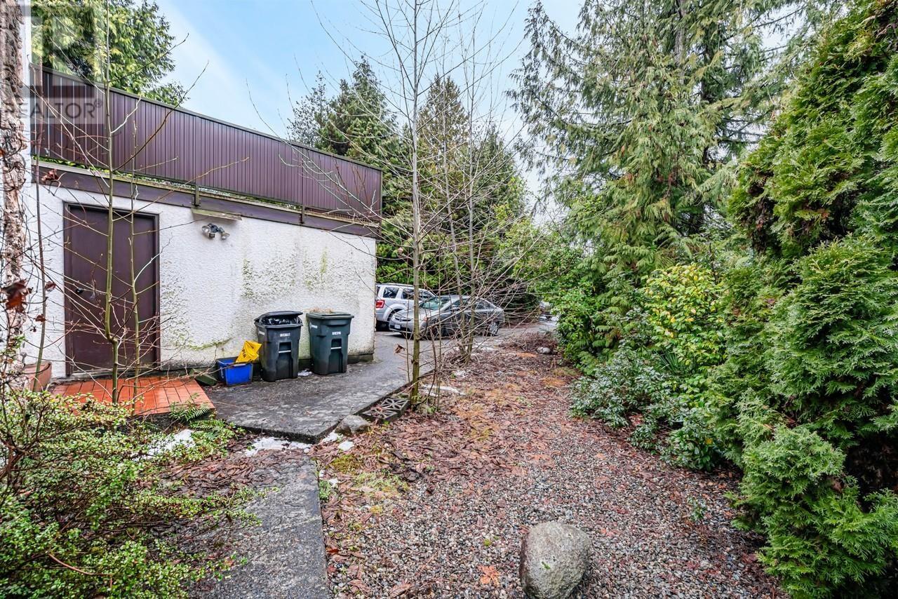 Property at 4736 CURR PLACE image 3