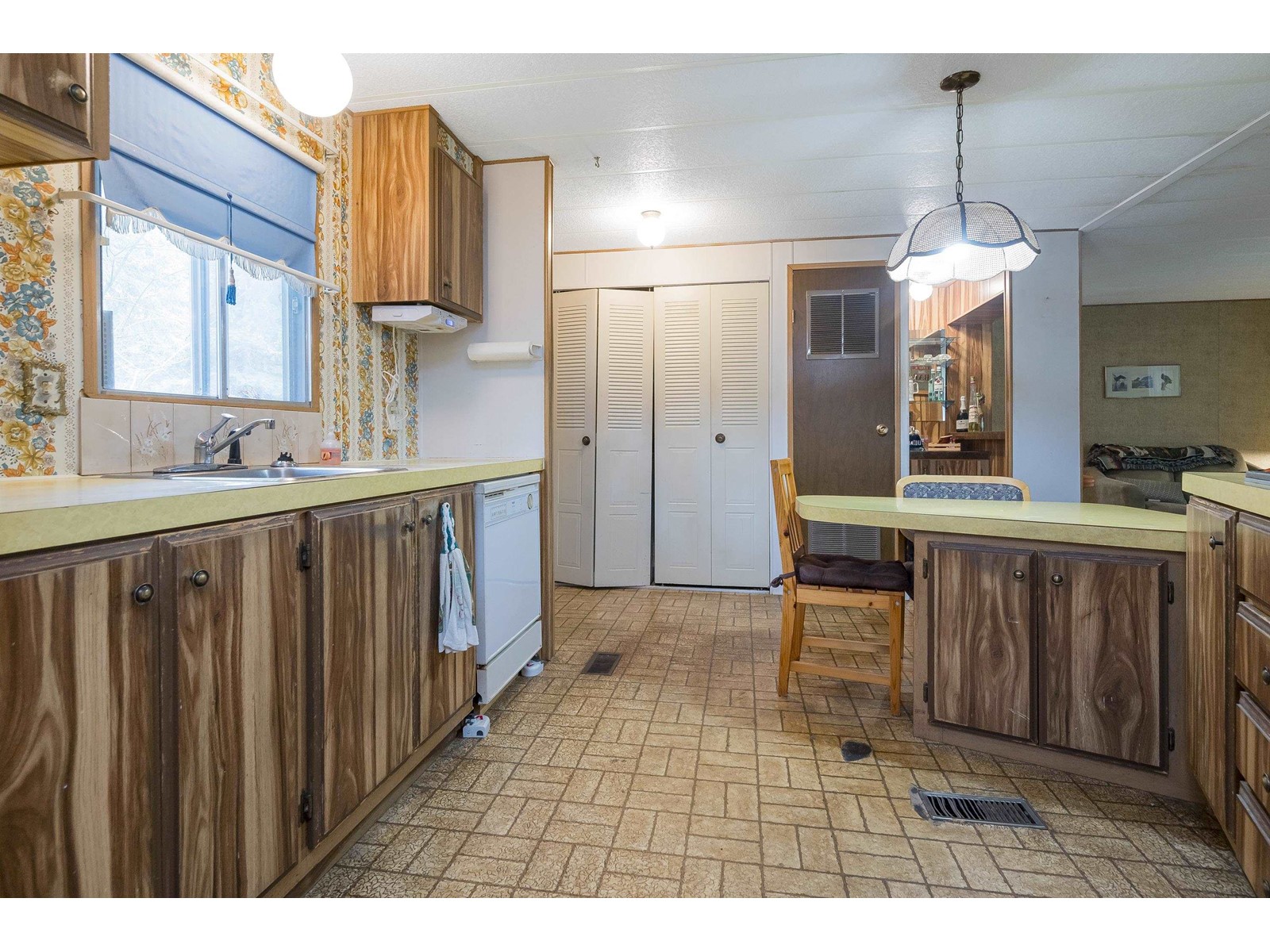 11 2306 198 Street, Langley, British Columbia  V2Z 1Y9 - Photo 15 - R2987321