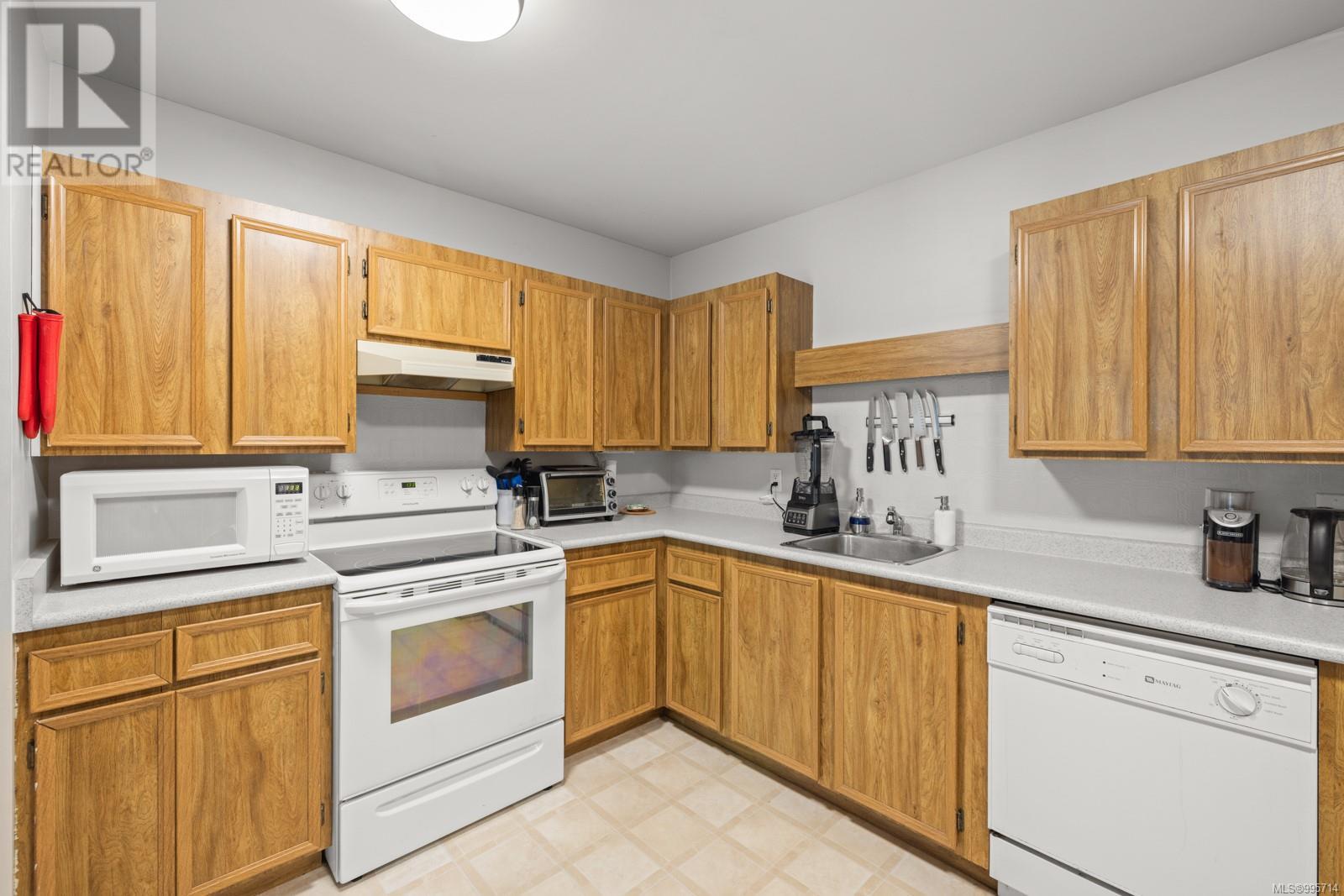 Property at 306 3252 Glasgow Ave image 2