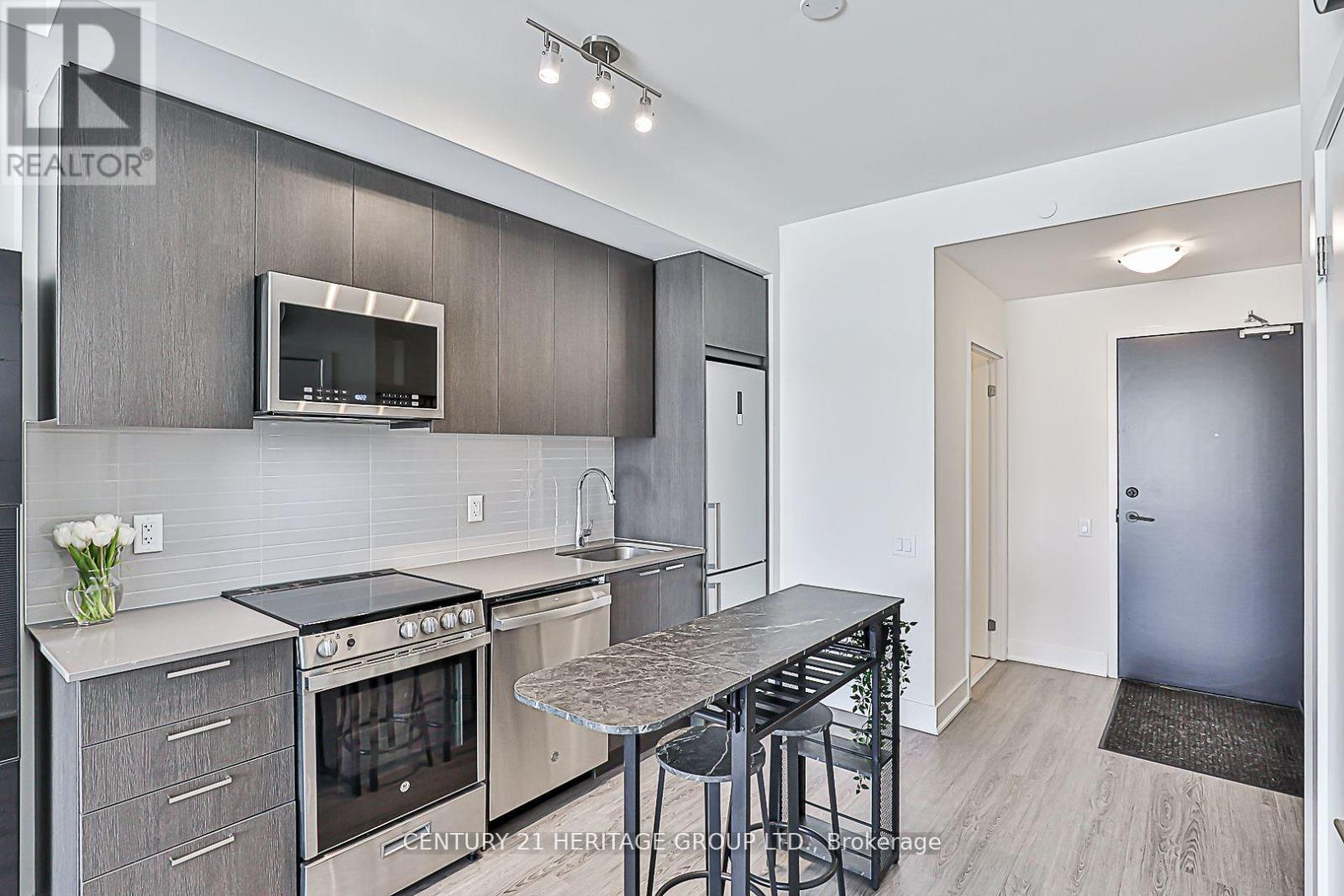 306 - 185 Deerfield Road, Newmarket, Ontario  L3Y 0G7 - Photo 11 - N12097278