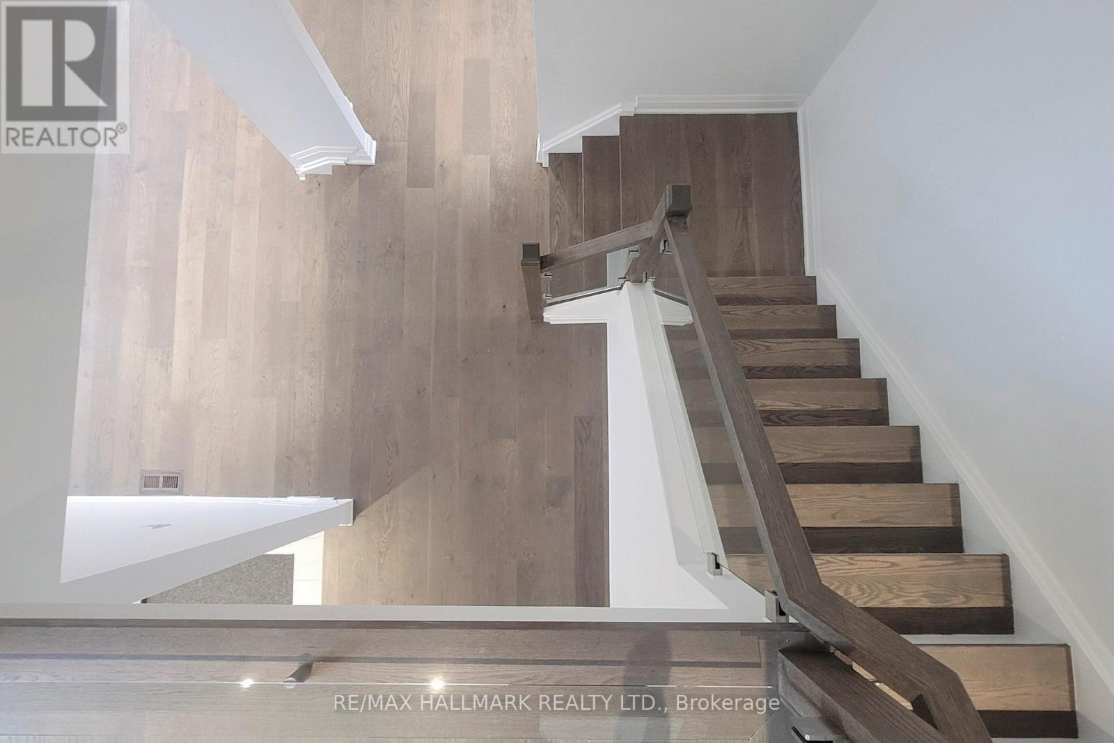 1620 Howat Crescent, Mississauga, Ontario  L5J 4G5 - Photo 15 - W12097276