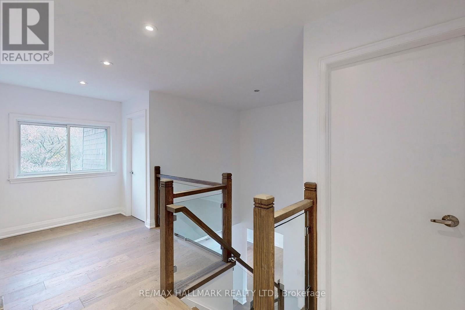1620 Howat Crescent, Mississauga, Ontario  L5J 4G5 - Photo 16 - W12097276