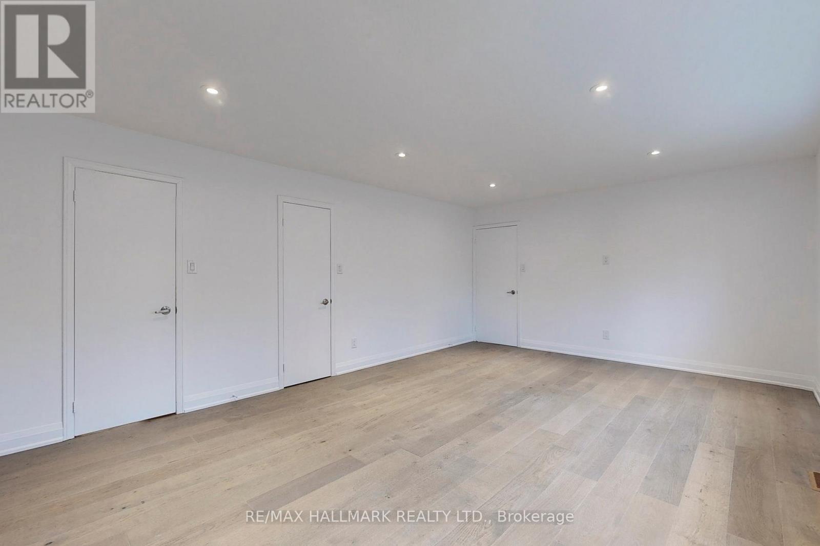 1620 Howat Crescent, Mississauga, Ontario  L5J 4G5 - Photo 19 - W12097276