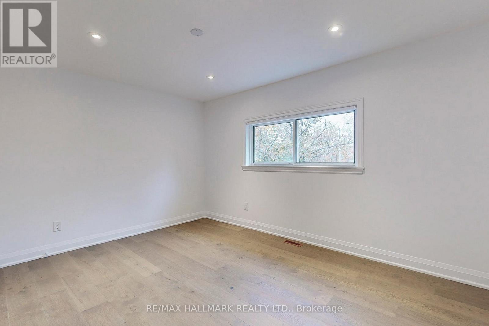 1620 Howat Crescent, Mississauga, Ontario  L5J 4G5 - Photo 22 - W12097276