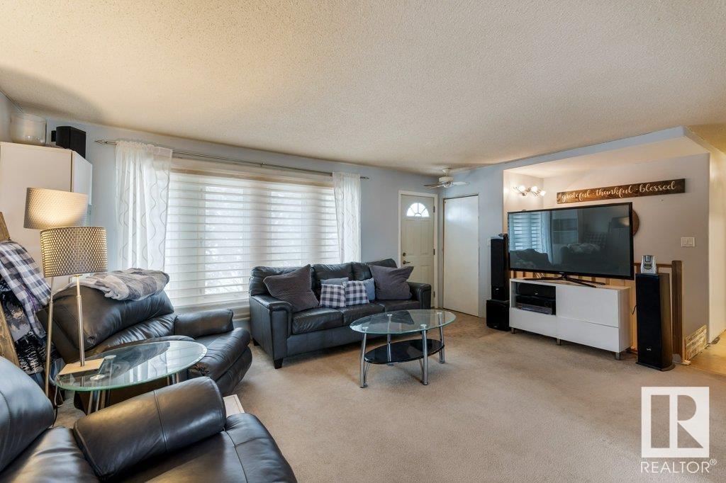 Property at 4905 51 ST image 4