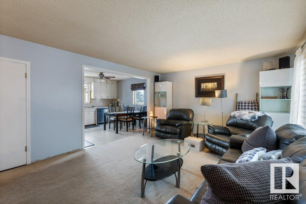 Property at 4905 51 ST image 2
