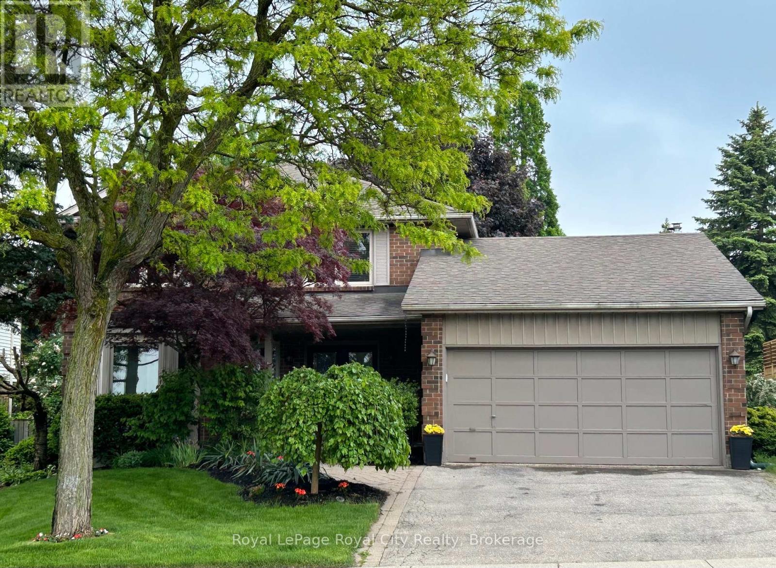 5 Hazelwood Drive, Guelph, Ontario  N1C 1A7 - Photo 2 - X11975207