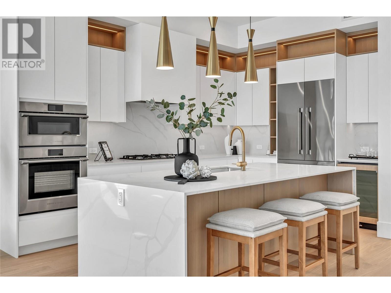 602 Lakeshore Drive Unit# 201, Penticton, British Columbia  V2A 1B9 - Photo 6 - 10344457