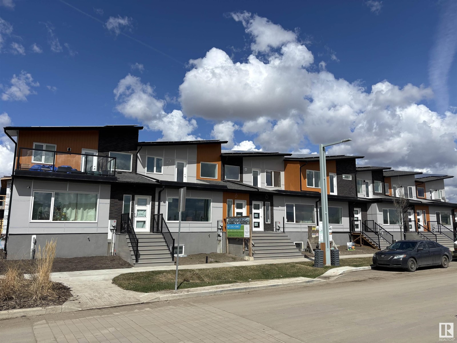 Property at 2744 BLATCHFORD RD NW image 1