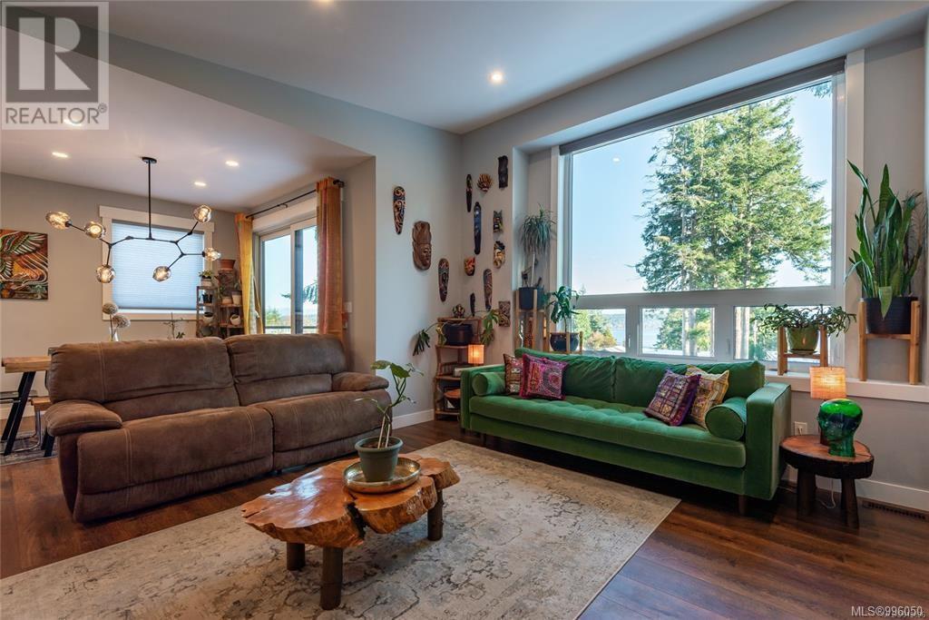 Property at 260 5th Ave image 5