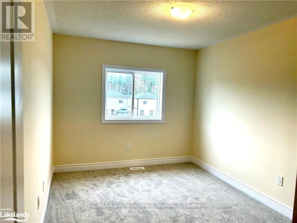 16 Nicole Park Place, Bracebridge, Ontario  P1L 0C8 - Photo 17 - X12097319