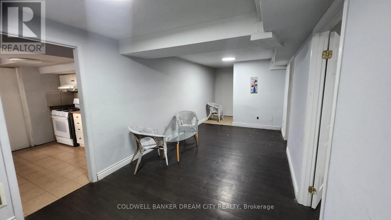 2 Bed - 7388 Finery Crescent E, Mississauga (Malton), Ontario  L4T 3Z6 - Photo 12 - W12097300