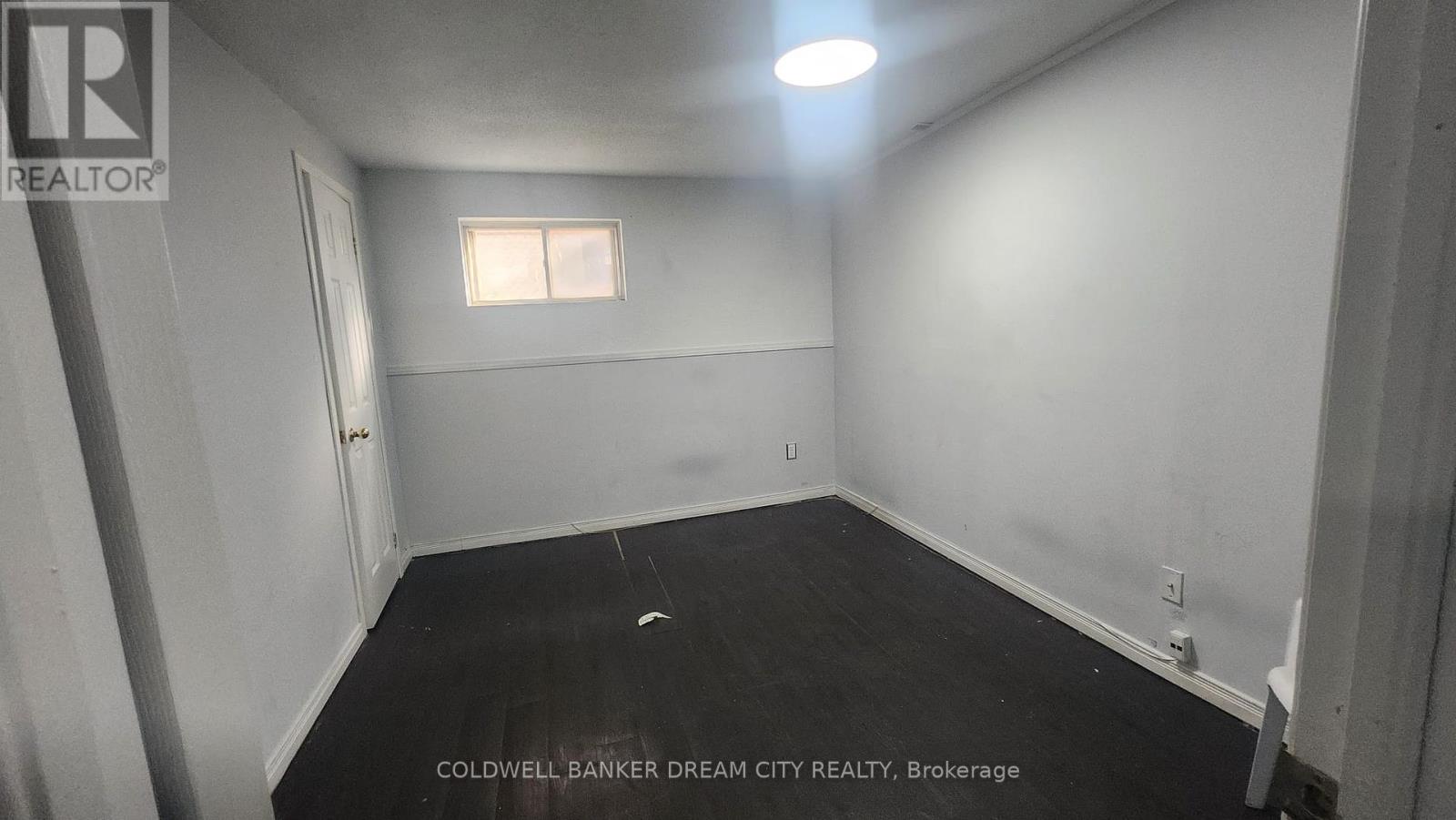 2 Bed - 7388 Finery Crescent E, Mississauga (Malton), Ontario  L4T 3Z6 - Photo 15 - W12097300