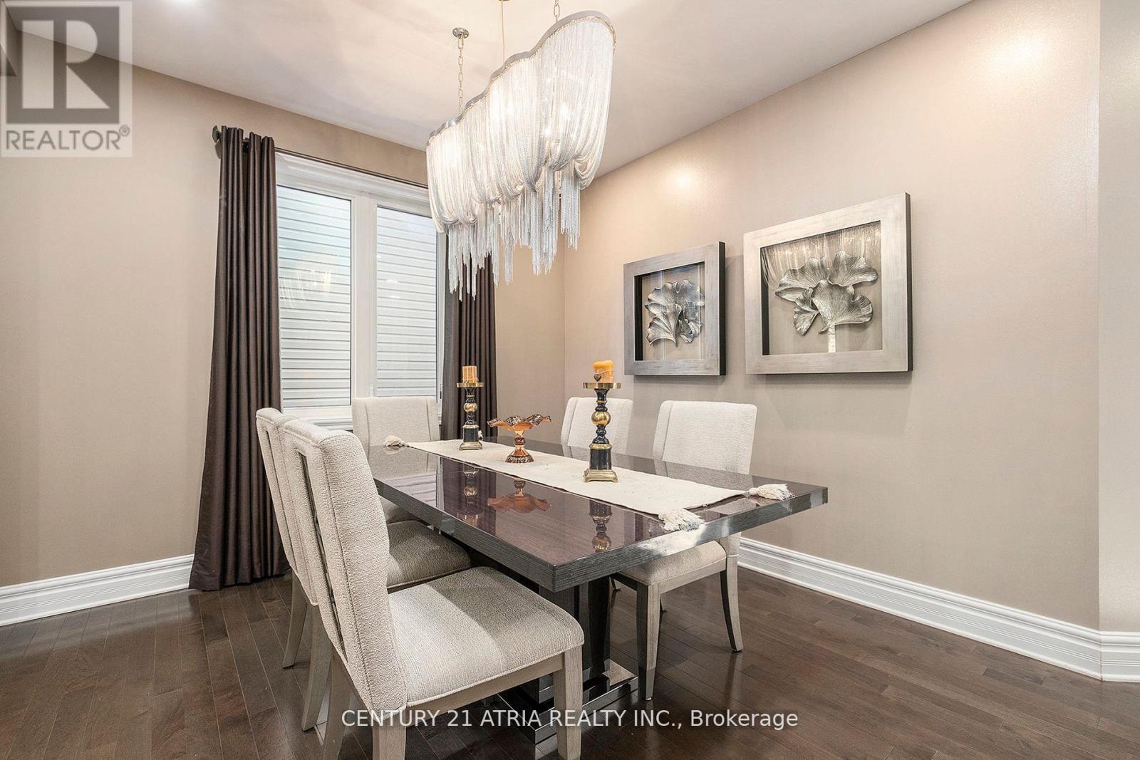 17 Rutherglen Terrace, Ottawa, Ontario  K2K 3A5 - Photo 11 - X12097324