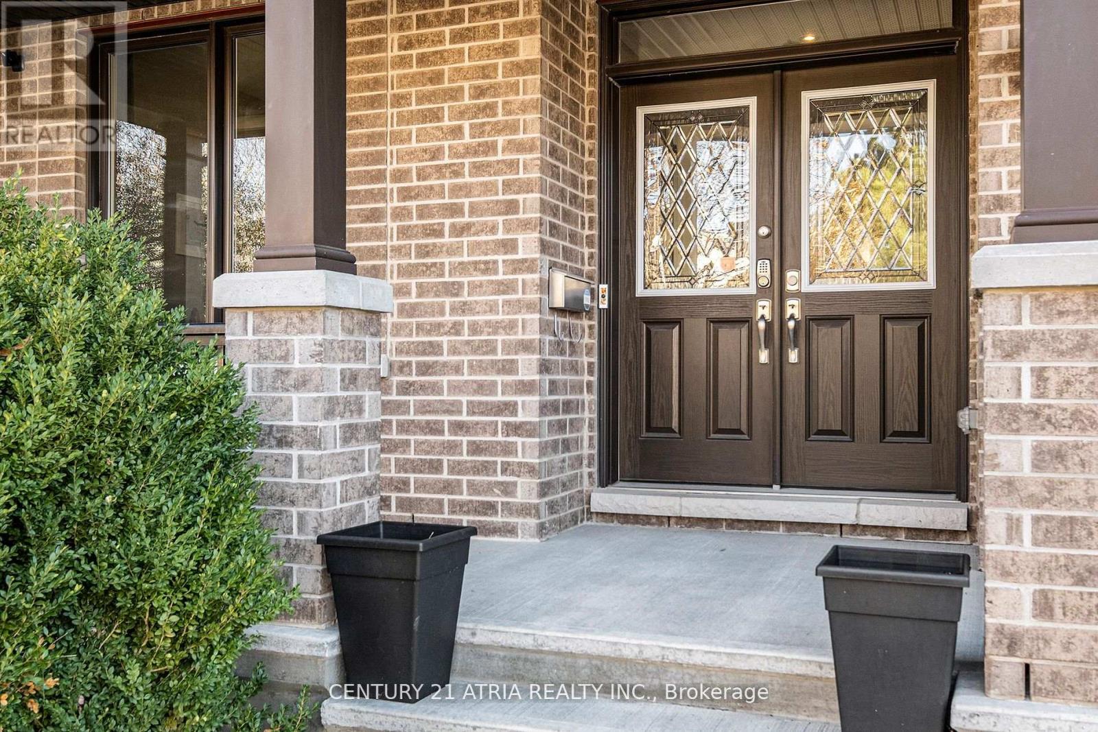 Property at 17 RUTHERGLEN TERRACE image 4