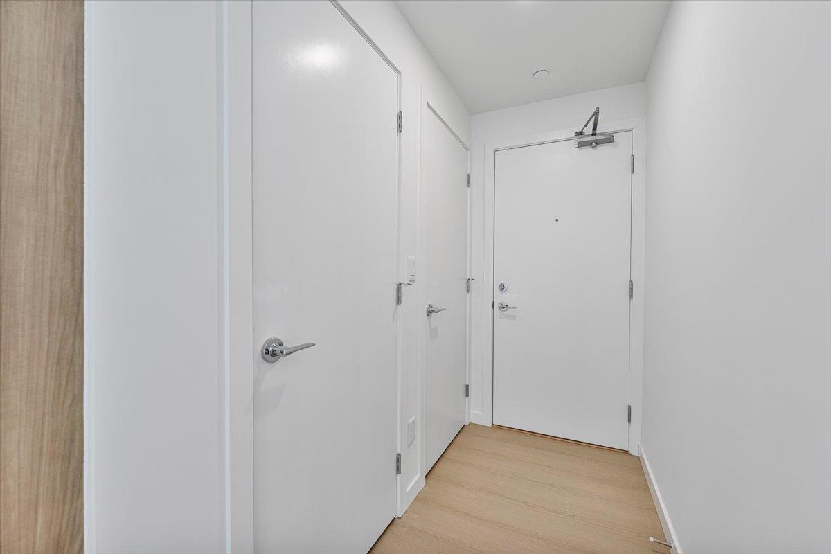 419 10829 140 Street, Surrey, British Columbia  V3R 0H4 - Photo 4 - R2992895