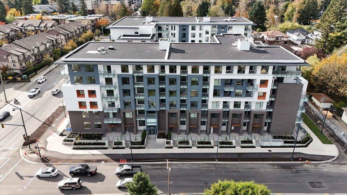 419 10829 140 Street, Surrey, British Columbia  V3R 0H4 - Photo 1 - R2992895