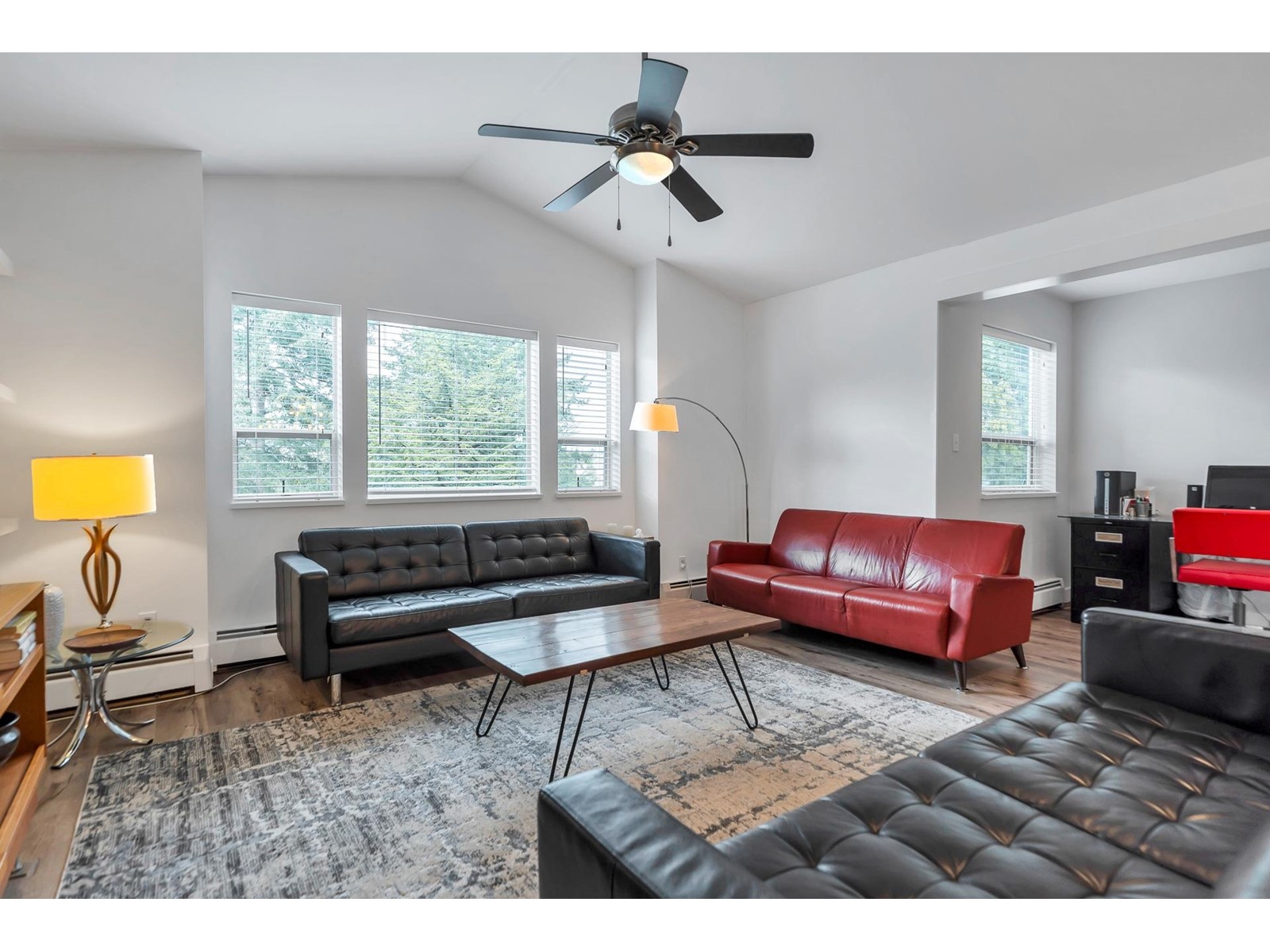Property at 7549 149A STREET image 3