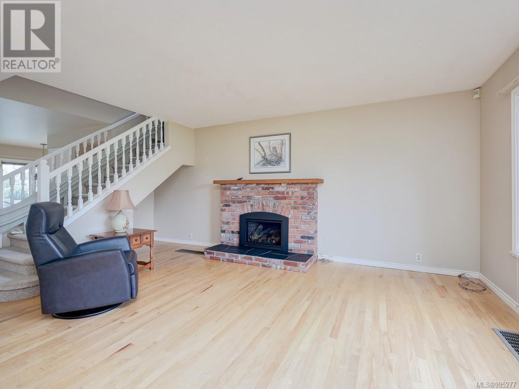 1899 Hovey Rd, Central Saanich, British Columbia  V8M 1V8 - Photo 18 - 995277