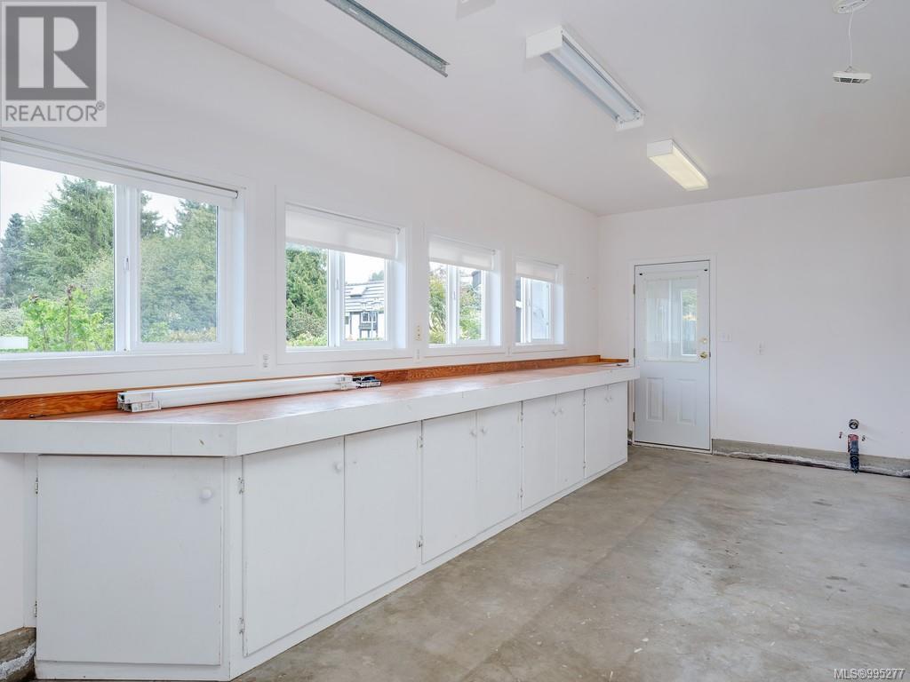 1899 Hovey Rd, Central Saanich, British Columbia  V8M 1V8 - Photo 25 - 995277