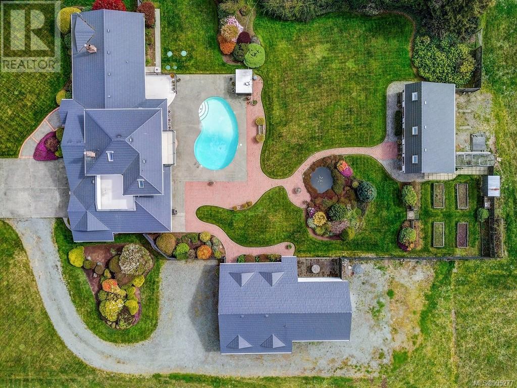 1899 Hovey Rd, Central Saanich, British Columbia  V8M 1V8 - Photo 35 - 995277