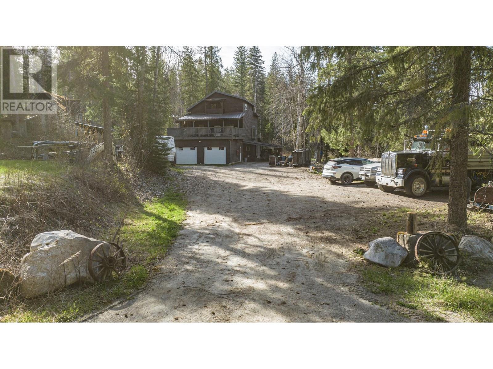 203 Campbell Road, Cherryville, British Columbia