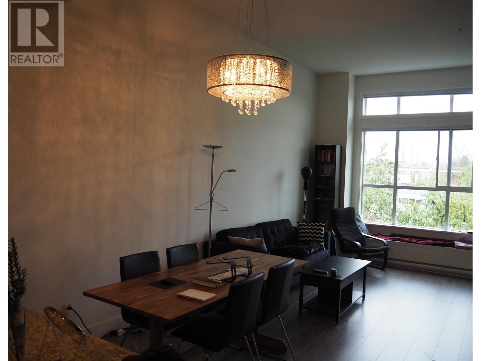 Listing Picture 10 of 40 : 409 5788 SIDLEY STREET, Burnaby / 本拿比 - 魯藝地產 Yvonne Lu Group - MLS Medallion Club Member