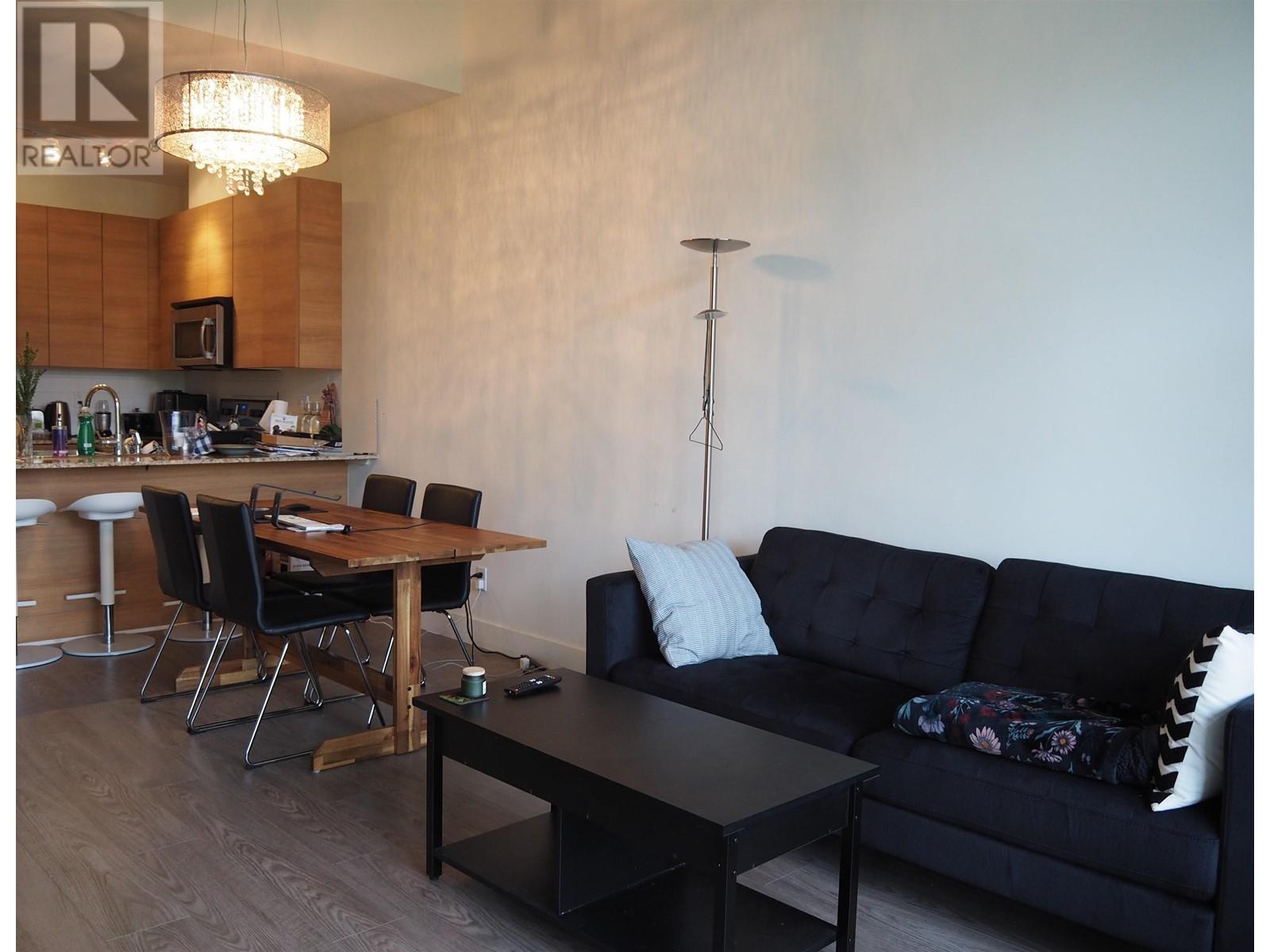 Listing Picture 8 of 40 : 409 5788 SIDLEY STREET, Burnaby / 本拿比 - 魯藝地產 Yvonne Lu Group - MLS Medallion Club Member