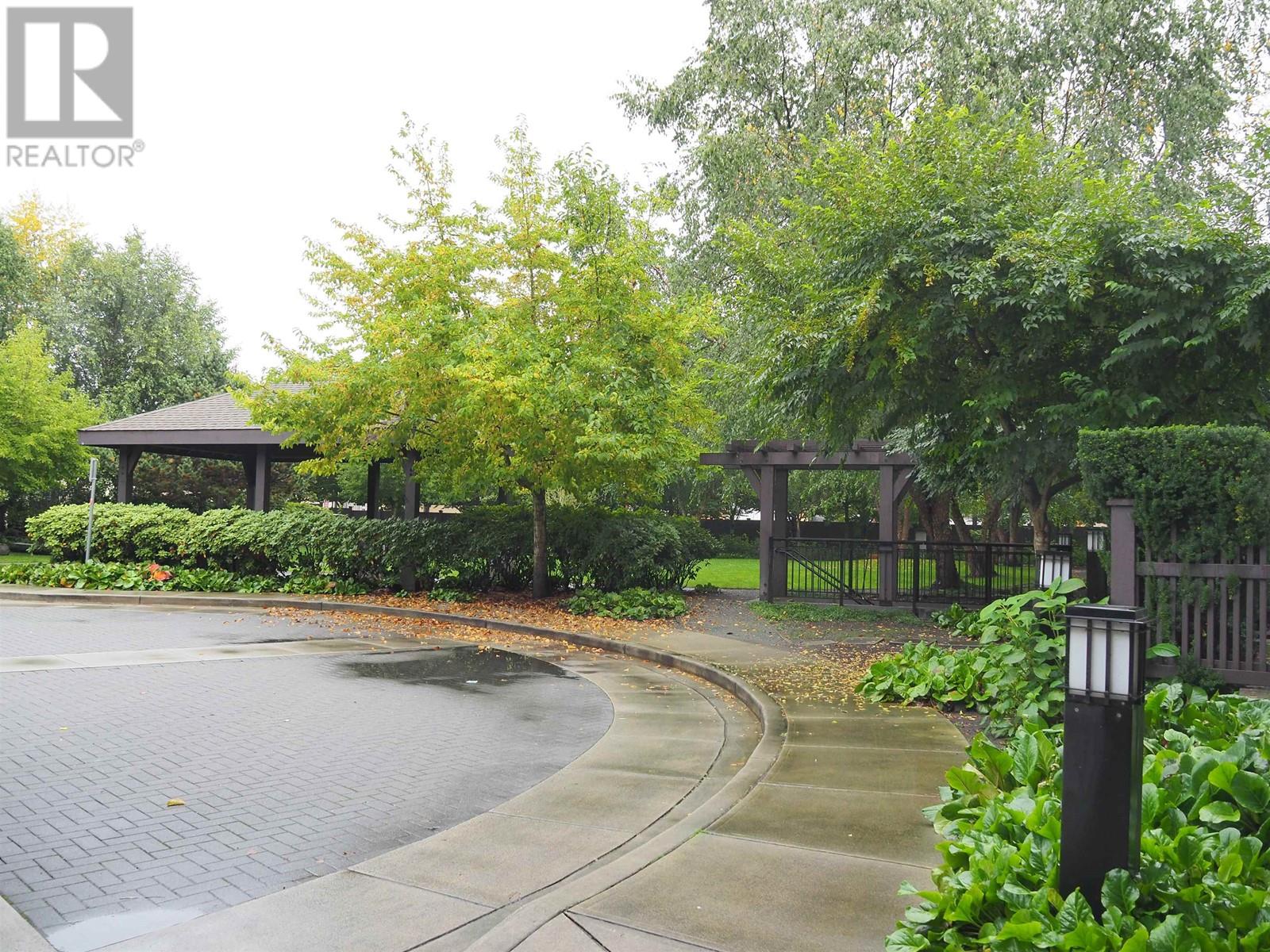 Listing Picture 38 of 40 : 409 5788 SIDLEY STREET, Burnaby / 本拿比 - 魯藝地產 Yvonne Lu Group - MLS Medallion Club Member