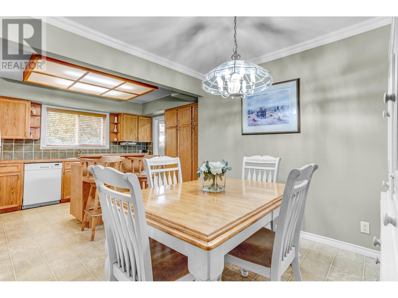 12451 203 Street, Maple Ridge, British Columbia  V2X 4W3 - Photo 10 - R2993022