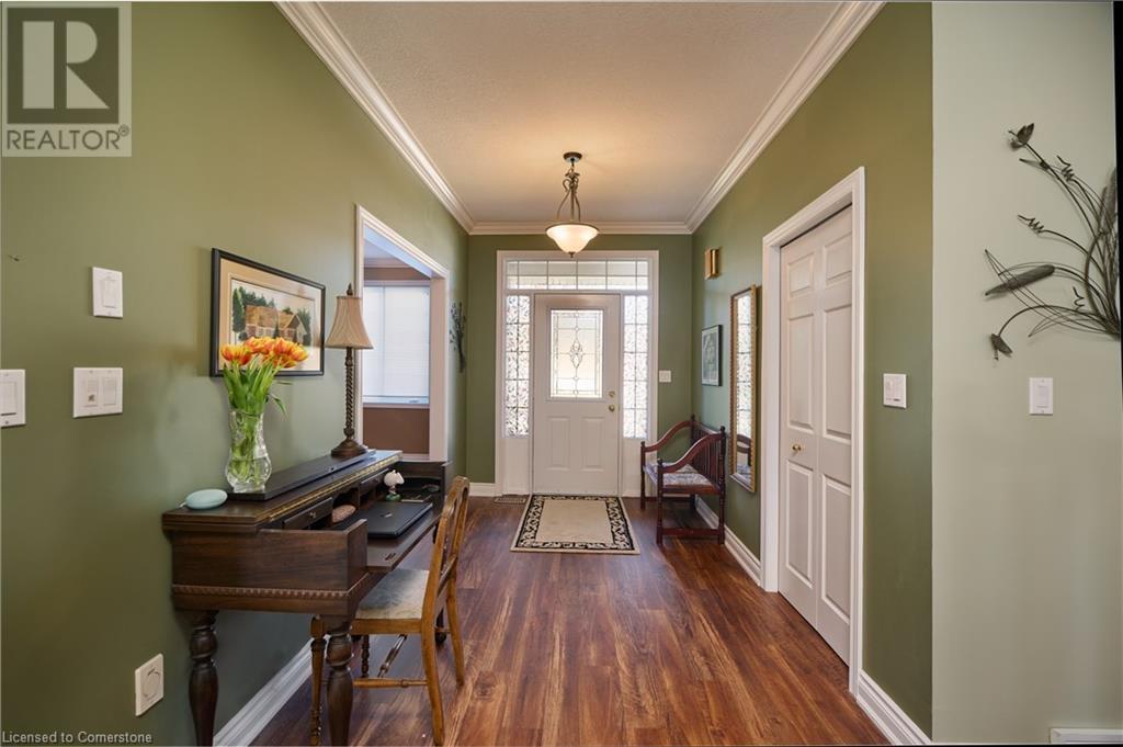 Property at 111 BRIARMEADOW Place image 3