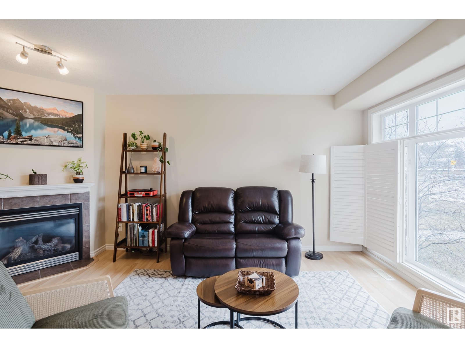 Property at 11335 76 AV NW image 2