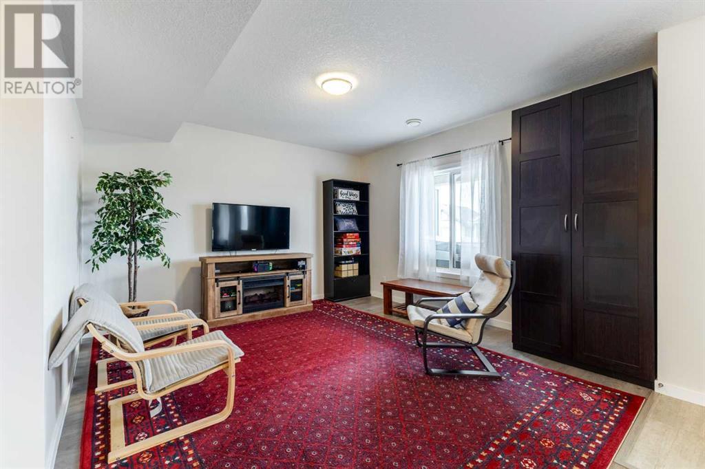 311 Hillcrest Heights Sw, Airdrie, Alberta  T4B 4C1 - Photo 31 - A2212929